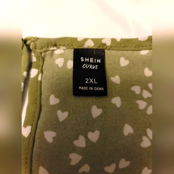 Heart print babydoll blouse - Picture 3 of 3